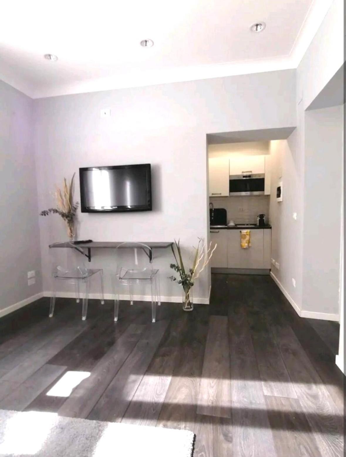 Crispi Relax Apartment Рим Екстериор снимка